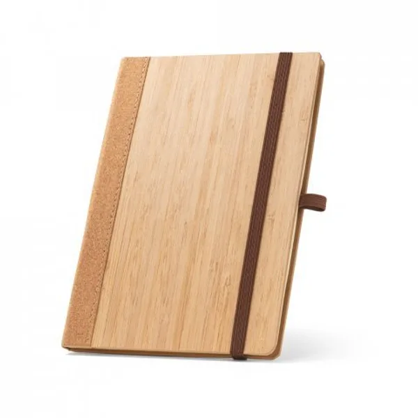 Caderno A5 de capa dura em folha de bambu e cortiça, com páginas pautadas (SP-93281) — foto 2 | D.JOB
