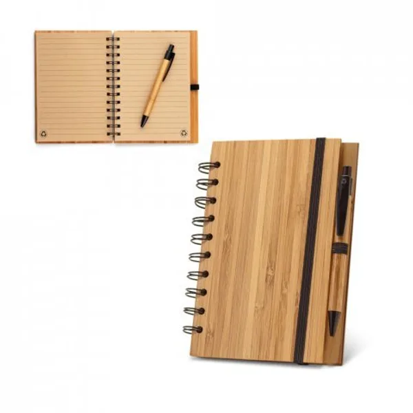 Caderno A5 espiral de capa dura em bambu, com páginas pautadas em papel 100% reciclado (SP-93485) personalizado | D.JOB