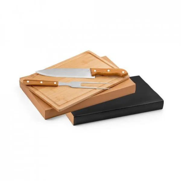 Kit churrasco em caixa kraft com tábua em bambu e 2 utensílios em aço inox e bambu (SP-94143) personalizado | D.JOB