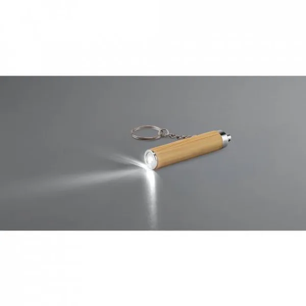 Chaveiro em bambu e ABS com lanterna LED (SP-95108) — foto 2 | D.JOB